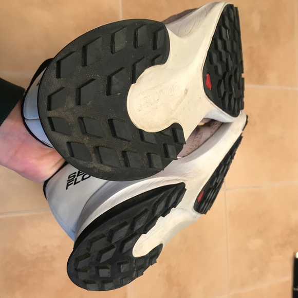 SOLD - Salomon Sense Flow GTX Trail Running Shoes - Picture 7 of 7